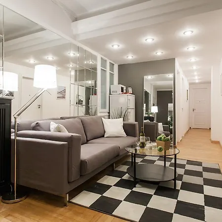 Ermou Inn Athens