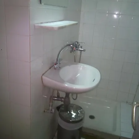 Hotel Feron 2*