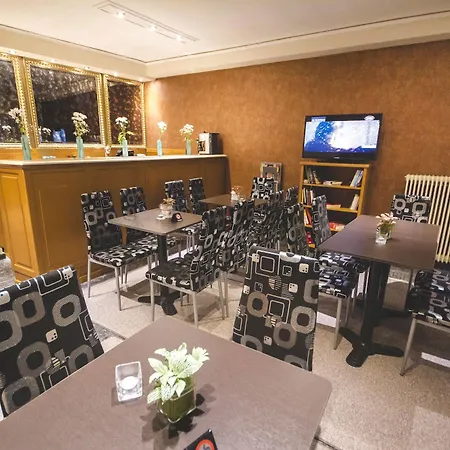 Zappion Hotel 2*