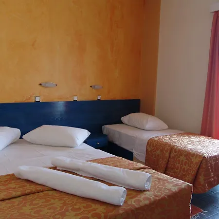 Otel Nafsika Centre 2*