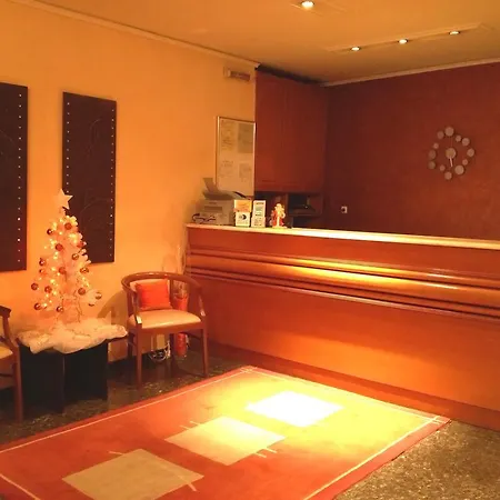 Zappion Hotel 2*