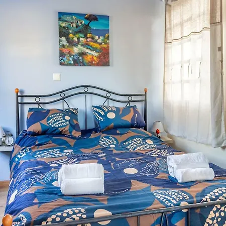 Elegant Central Apartments - Acropolis View & Garden Apartament Ateny