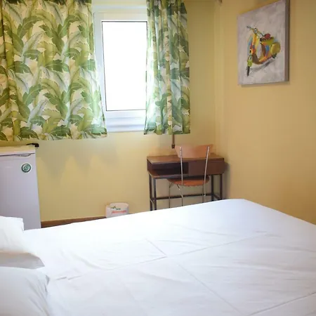 Hotel Frida 2*