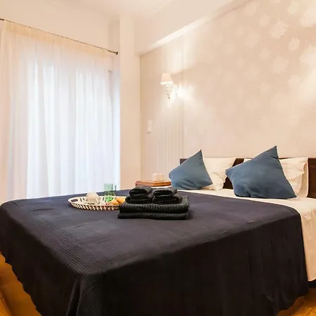 Classy And Stylish Private At Acropolis Museum Metro Station Apartament