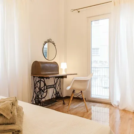 Classy And Stylish Private At Acropolis Museum Metro Station Apartament Atena