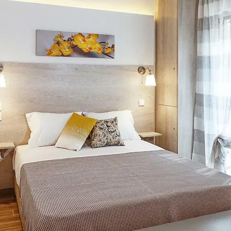 Acropolis Comfort Apartament *
