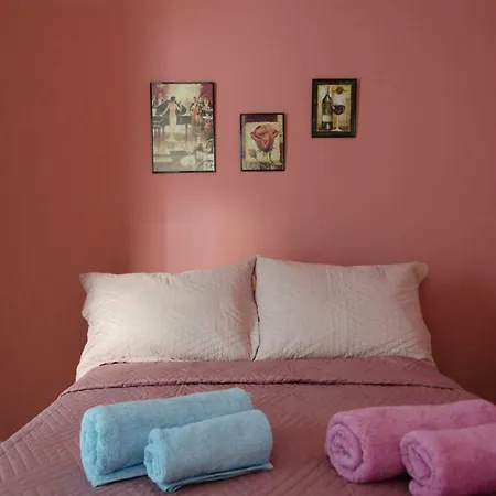 Casa Bonita, House With Private Entrance And Garden, Between Center And Sea Apartment *
