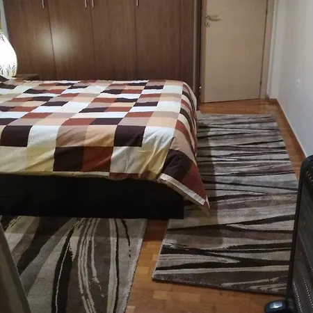 George's Apartment