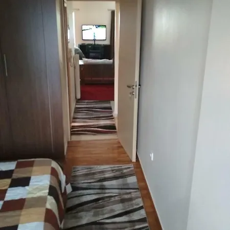 Apartment George's