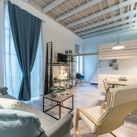 Plaka Akrokeramo House #1 아파트