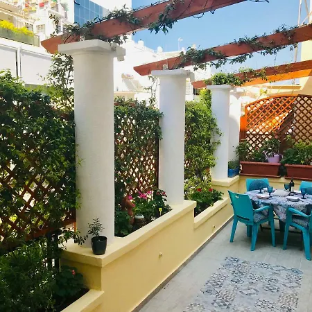 Oasis Veranda Under Columns.kolonaki Embassy Area. Apartment *