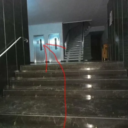 Apartment Cozy Near Victoria Metro Station *