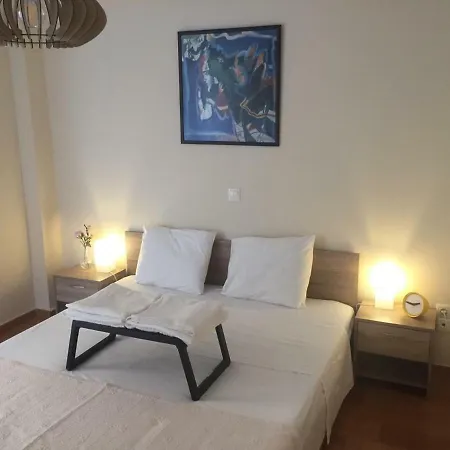 Thiseio Big Apartment *