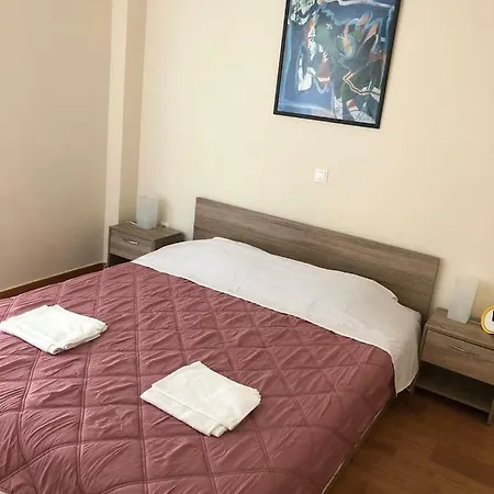 Thiseio Big Apartment