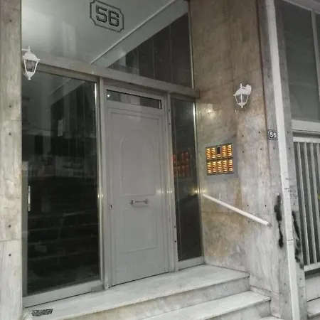 Cozy Near Victoria Metro Station Apartment *