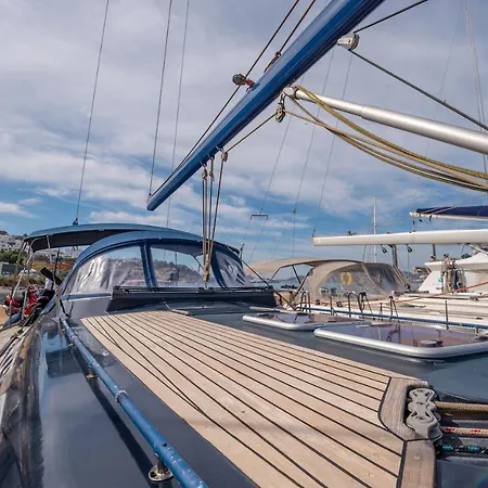 船屋 Boat Aiolis In The Athenian Riviera! *