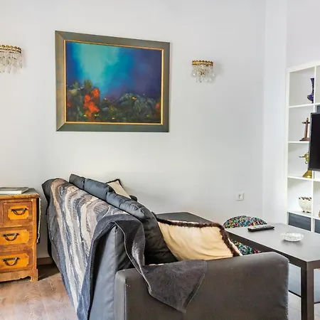 Elegant Central Apartments - Acropolis View & Garden Apartament