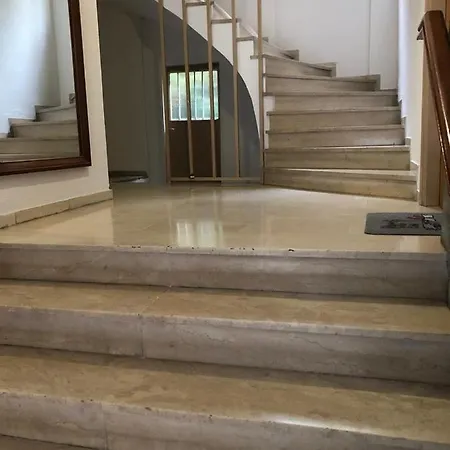 Thiseio Big Apartment