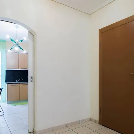 Spacious 2 Bedroom In Thessio