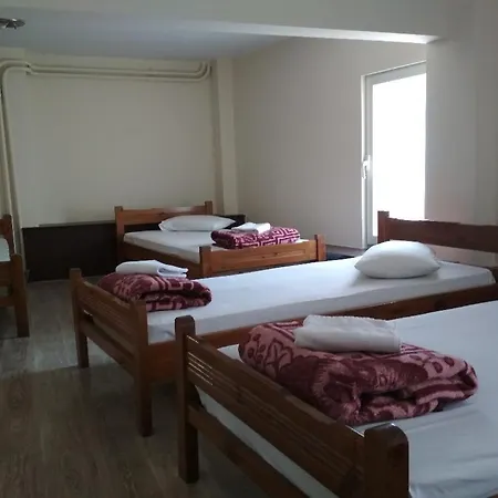 Pella Hotel