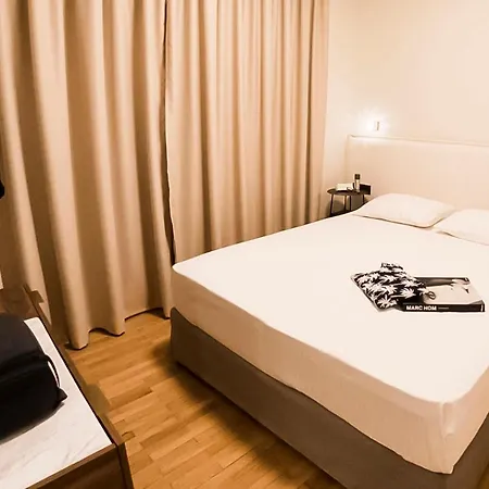 Gaia Apartahotel 3*