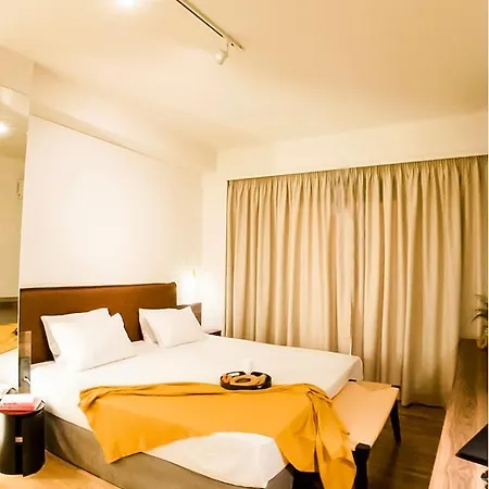 Gaia Apartahotel Atenas