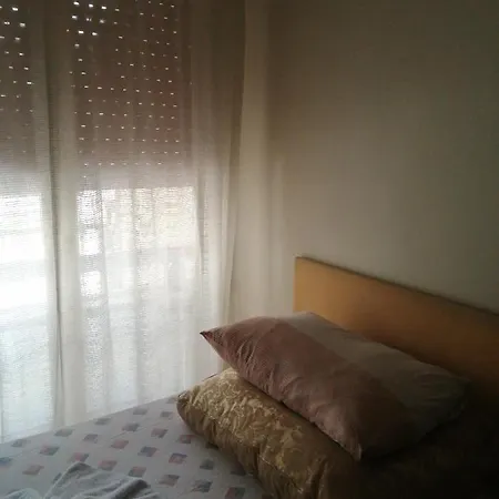 Hostel αpt.rooms. Axarnon *