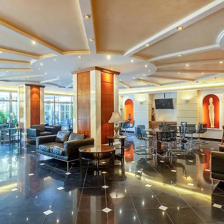 Oasis Hotel 4*
