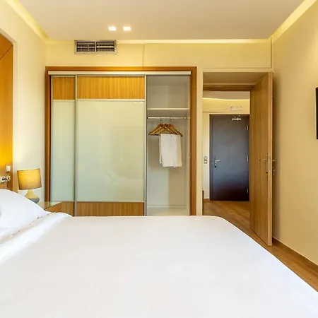 Oasis 4*