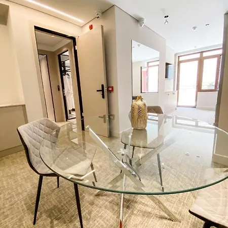 Royalty 4* Athens
