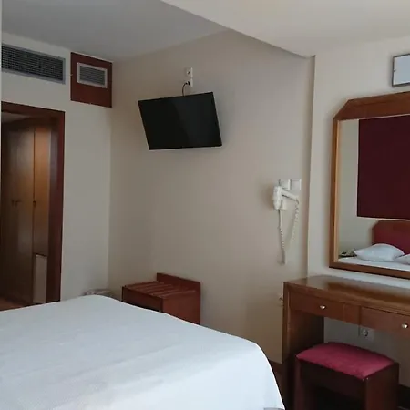 Hotel Economy 2*