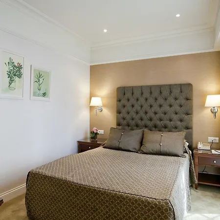 Hera 4* Atene