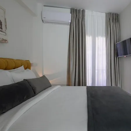 Acropolis Grand