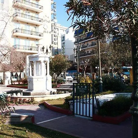 Apollo 3* Athen