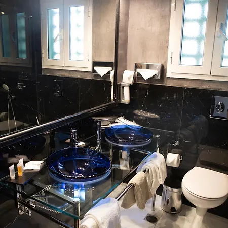 Apartahotel Andromeda Suites&apartamentos Atenas