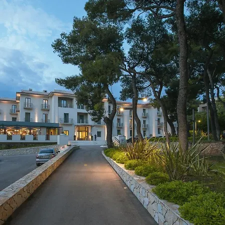 Hotel Domotel Kastri 4*