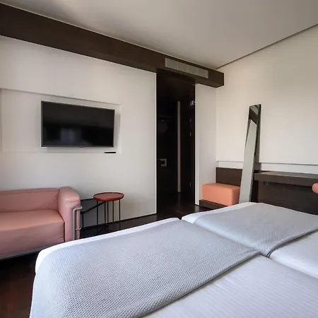 Hotel Domotel Kastri 4*