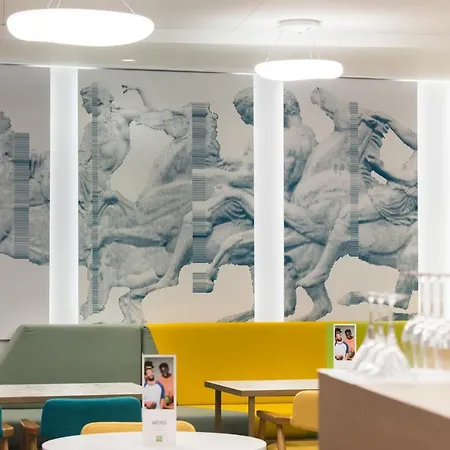 Ibis Styles Routes 4*