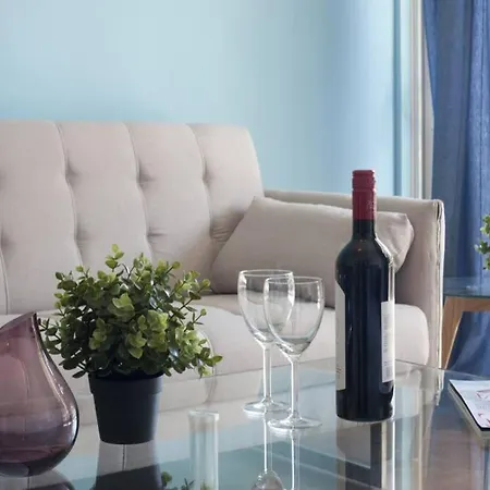 Palaio Faliro, A Bright And Spacious Apartment Athens