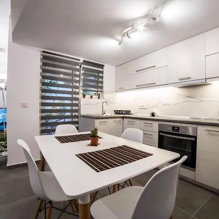 Brand New Aprt With Backyard In Lycabettus Hill ! Apartment *