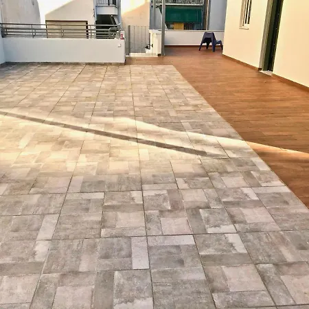 Five Brand New Boutique Apartment *