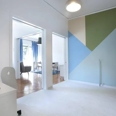 Palaio Faliro, A Bright And Spacious Athens