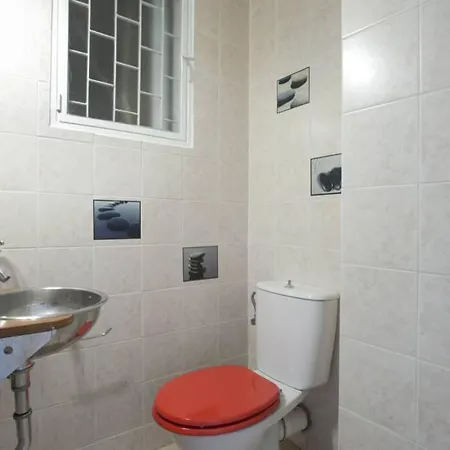 Palaio Faliro, A Bright And Spacious *