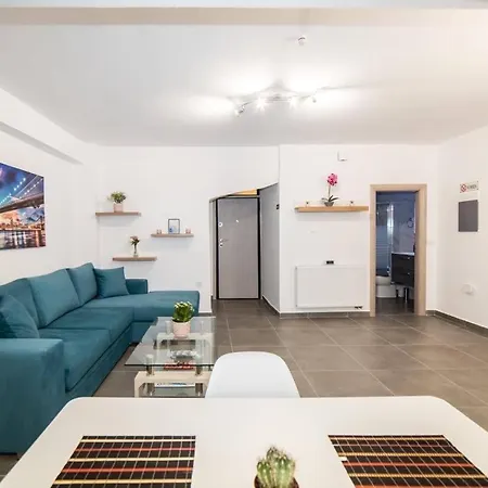 Brand New Aprt With Backyard In Lycabettus Hill ! Apartment *