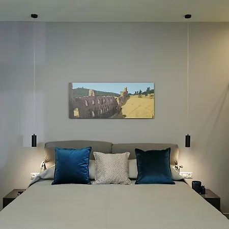 Hotel The Gem Society