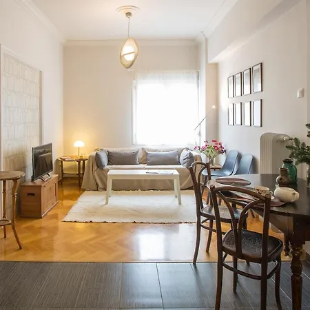 Acropolis Now! 2br In Apartment *