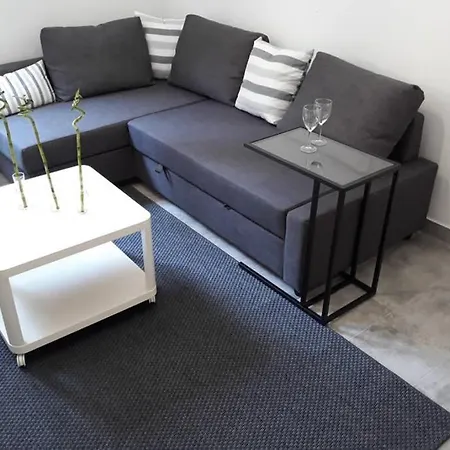 Cozy For 4 In Kolonaki, Lycabettus Apartment