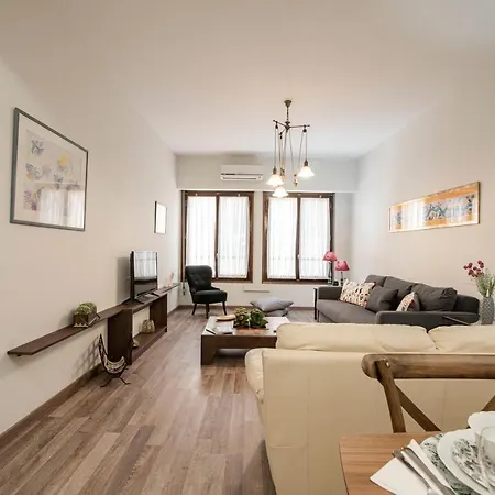 Apartment ¨socrates¨ Traditional In The Center Of Athens