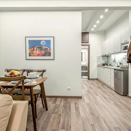 ¨socrates¨ Traditional In The Center Of Apartment Athens