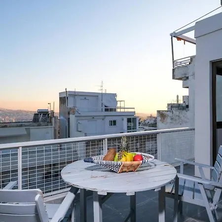 Urban Luxury Homm Apt. In Deinokratous Str. Apartment